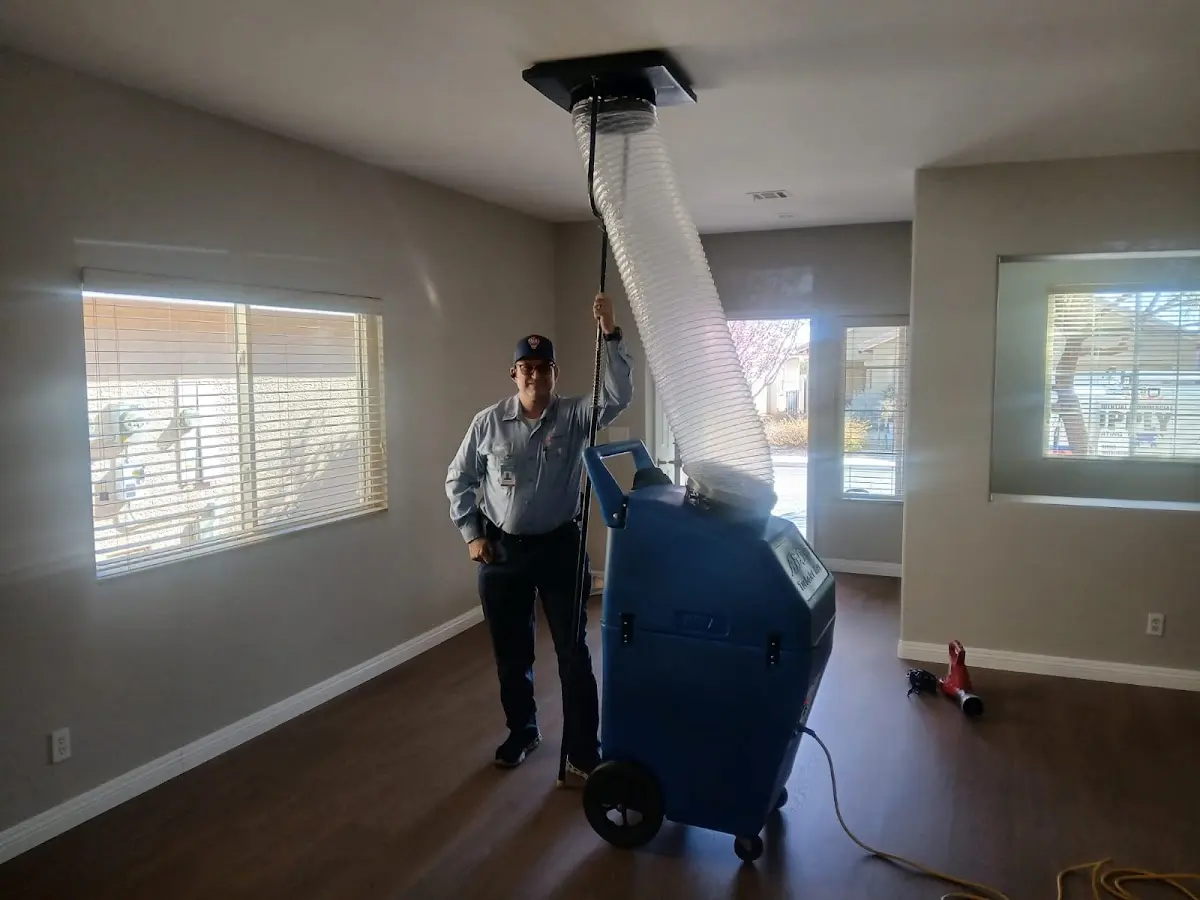 Professional AC Repair work inside a Del Rio home